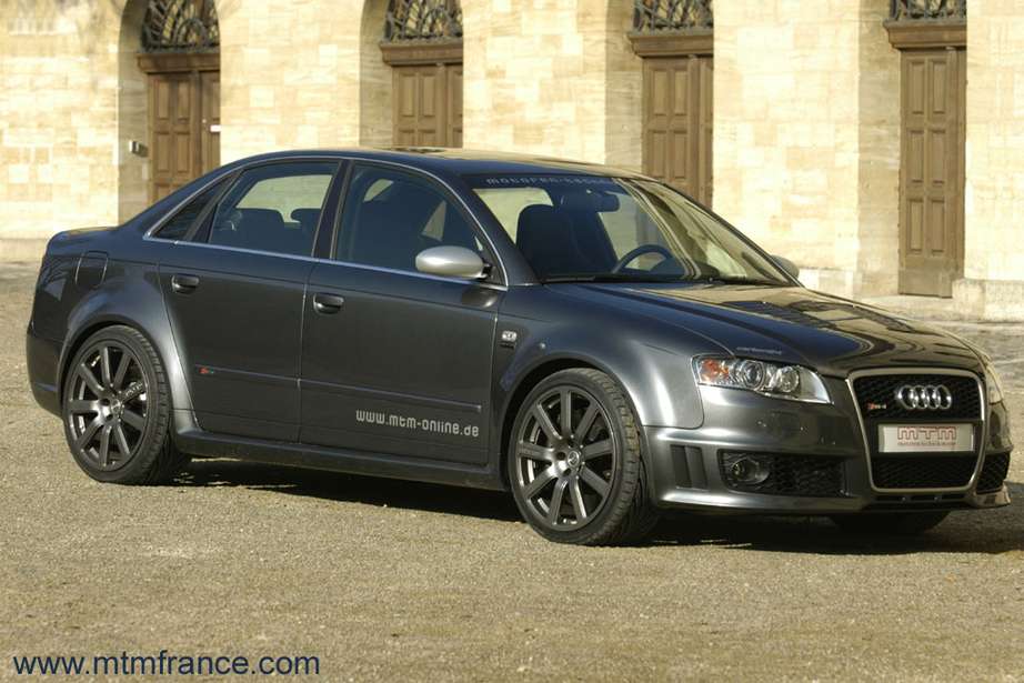 Audi RS4 #8350391