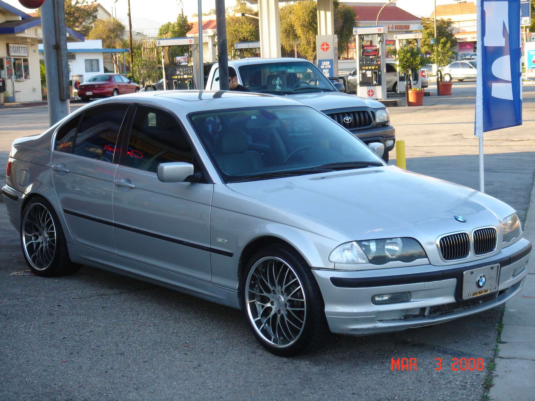 BMW 2000 #9686650
