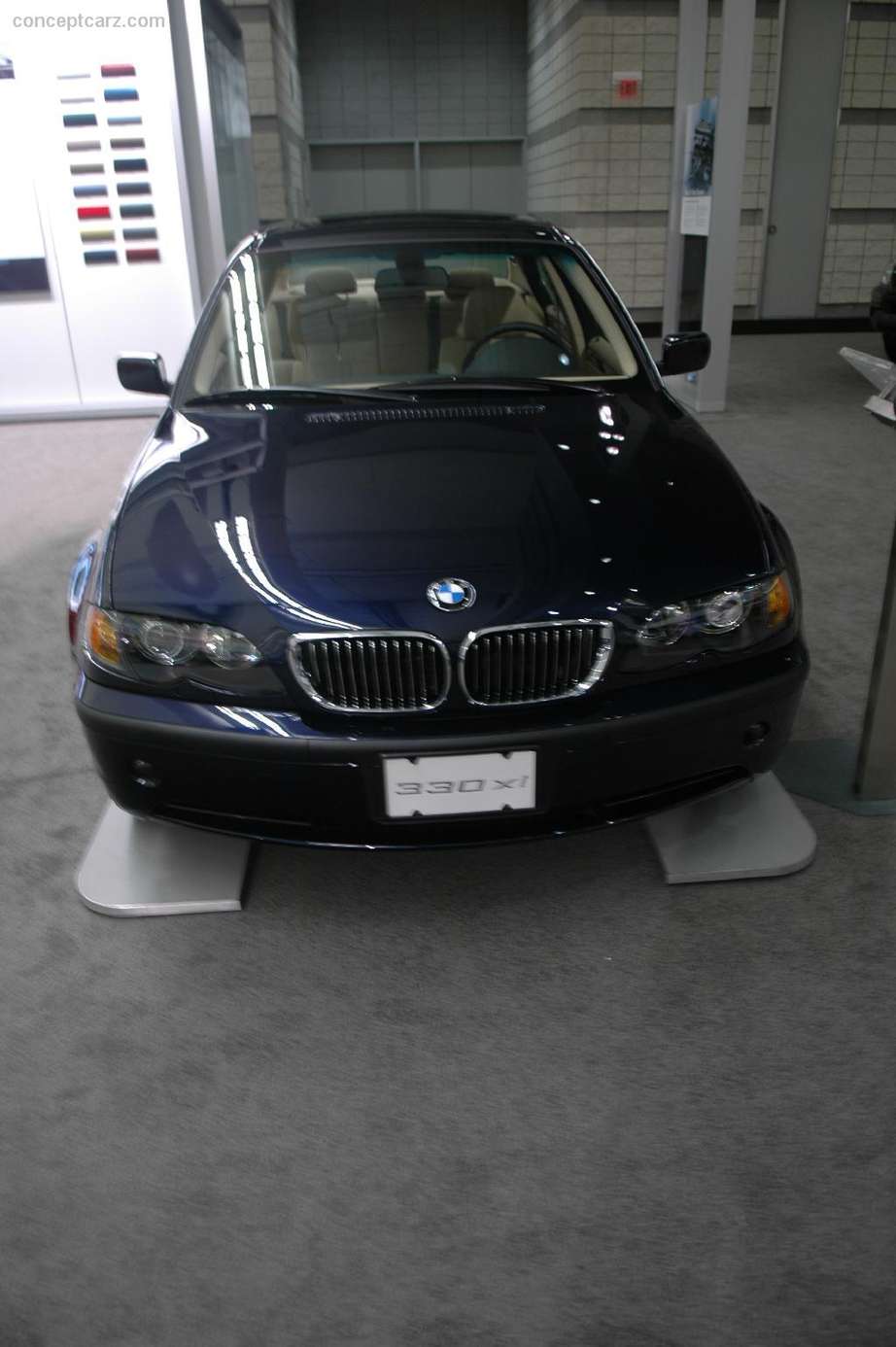 BMW 330xi #7288259