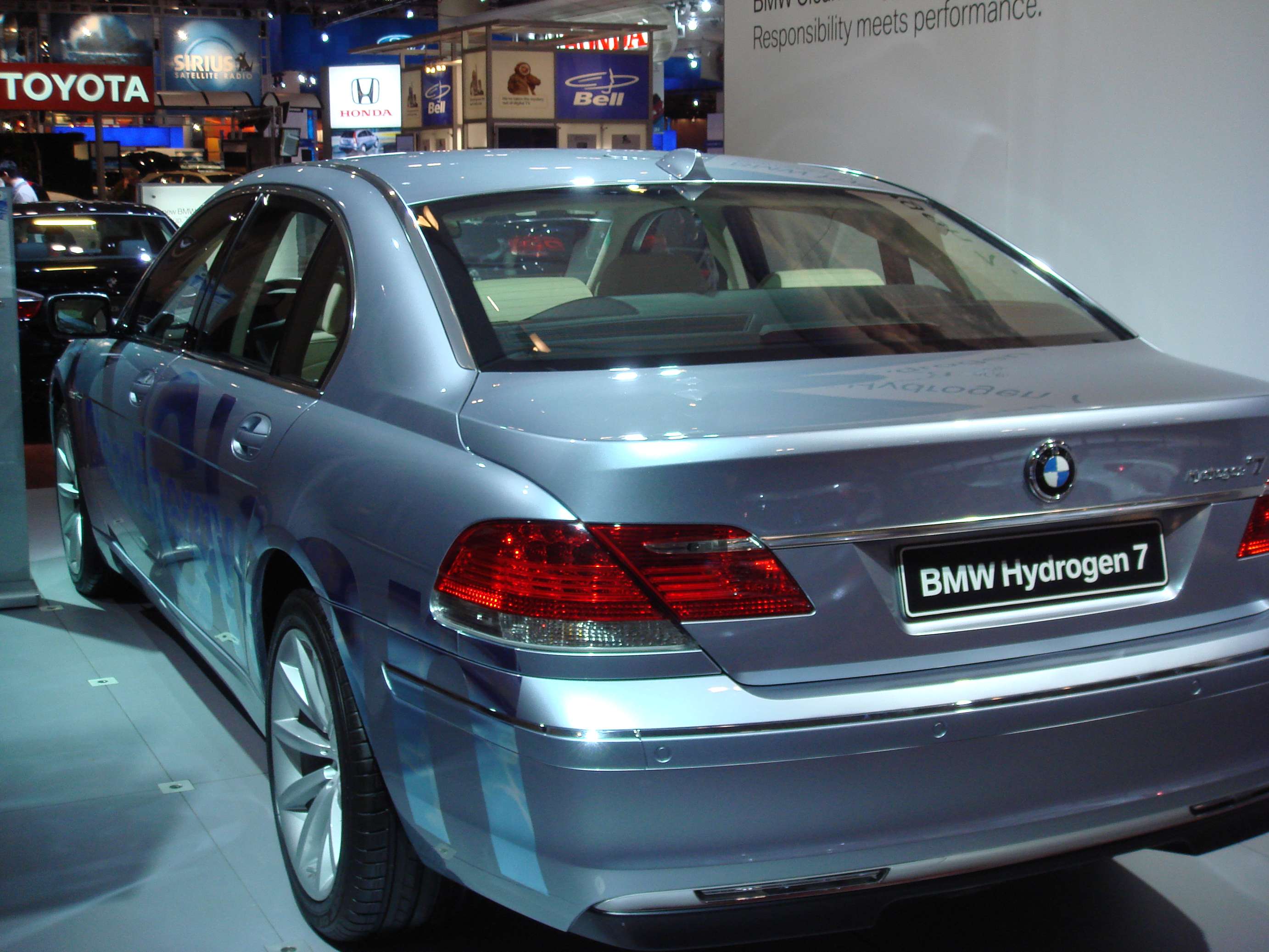 BMW Hydrogen 7 #9551410