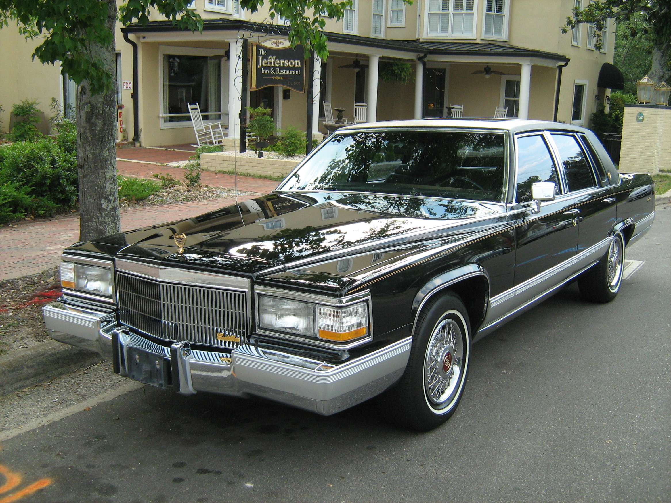 Cadillac Fleetwood Brougham #8343260
