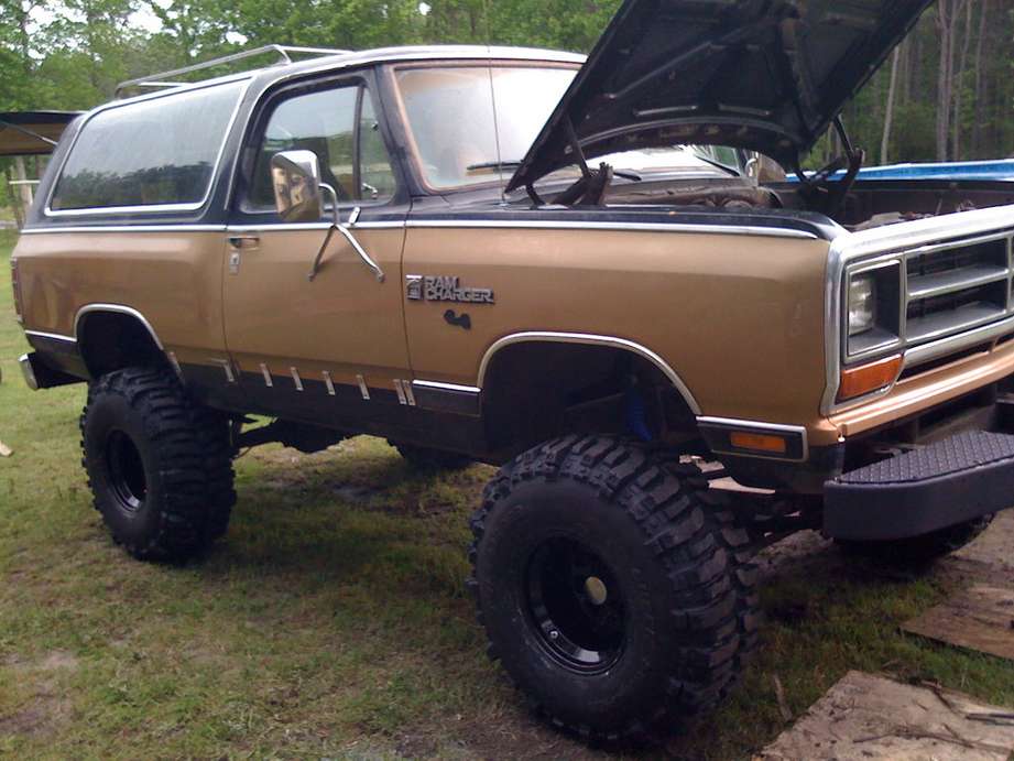 Dodge Ramcharger #7093926