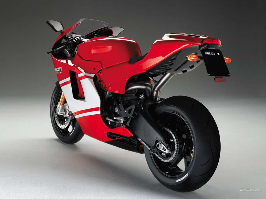 Ducati Desmosedici RR #9900656