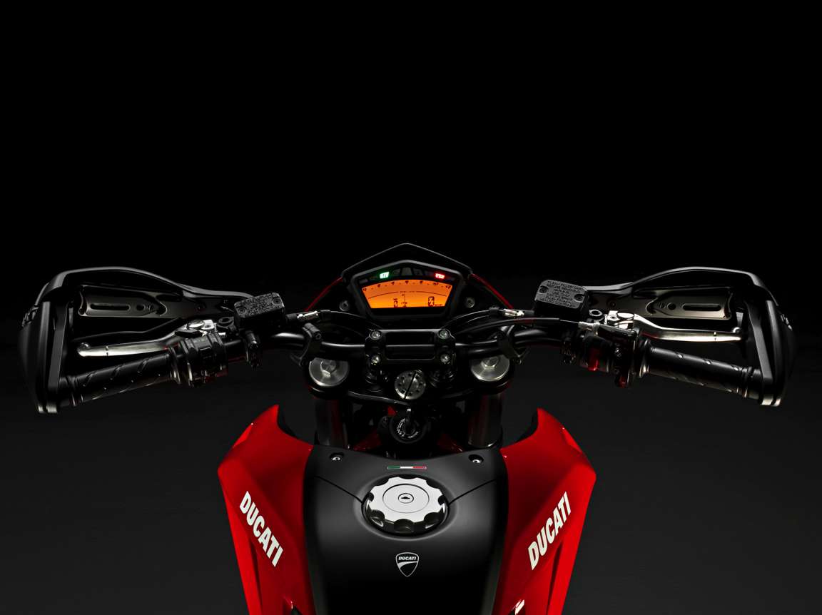 Ducati Hypermotard #7203216
