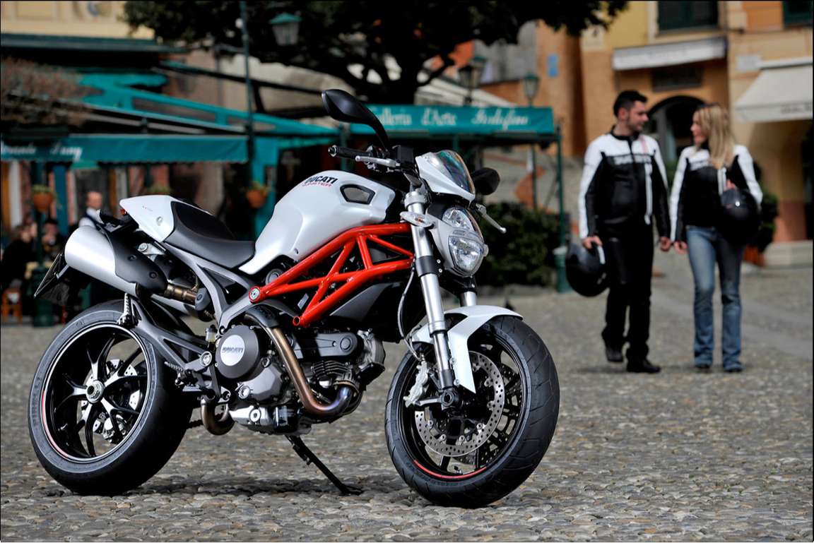 Ducati Monster 796 #9596756