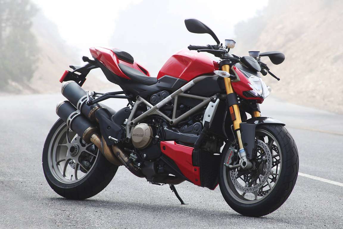 Ducati Streetfighter #8381681