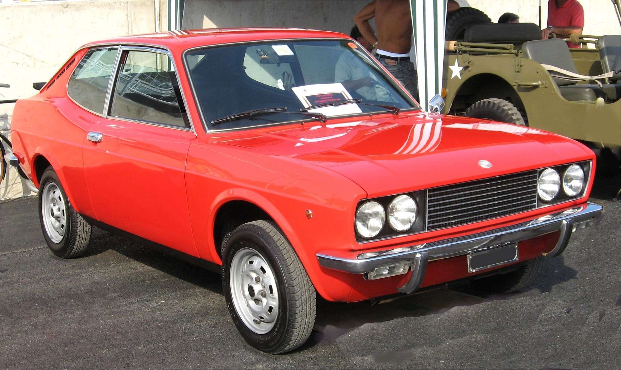 Fiat 128 coupe #9625603