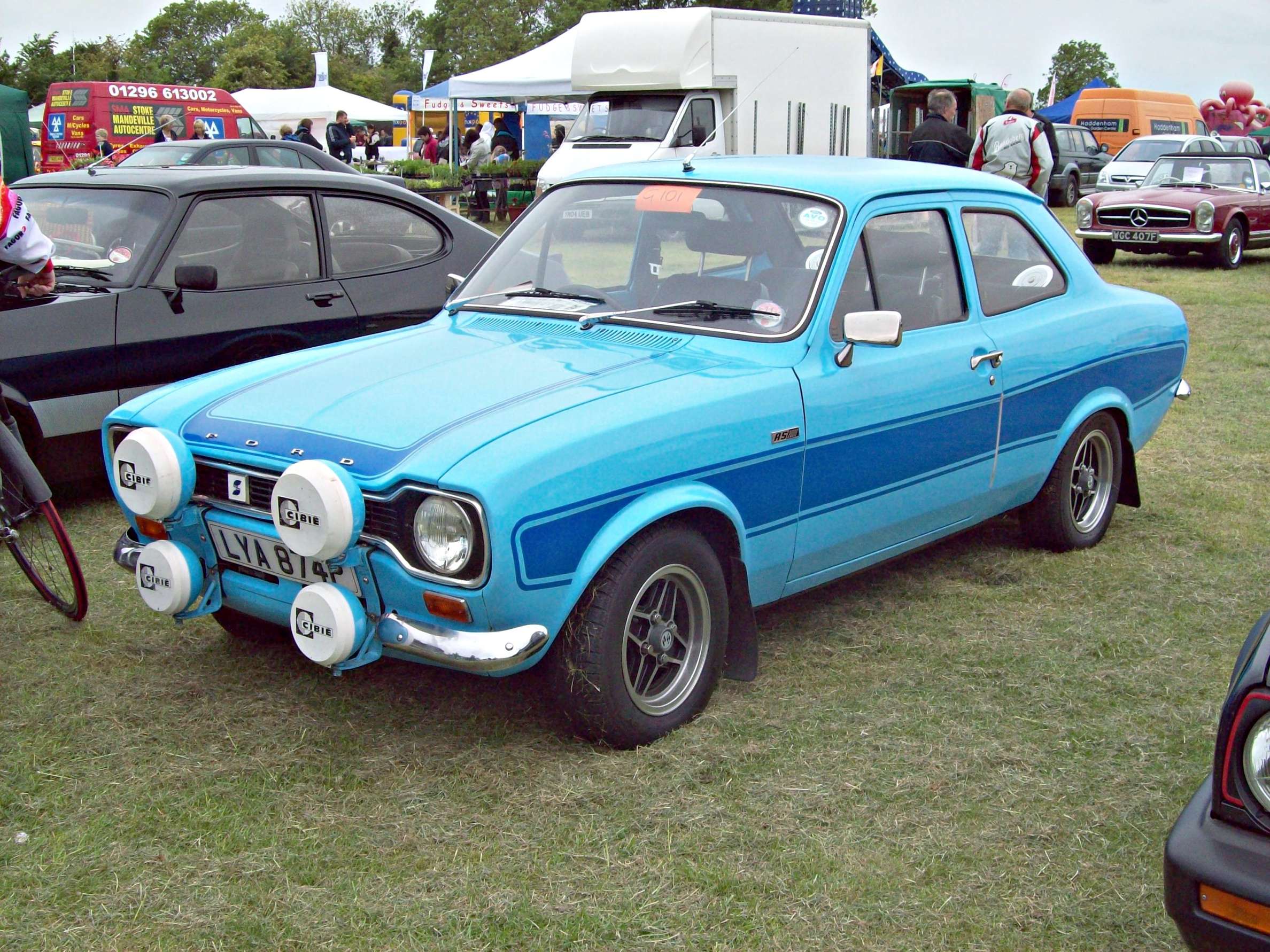 Ford Escort RS2000 #9872774