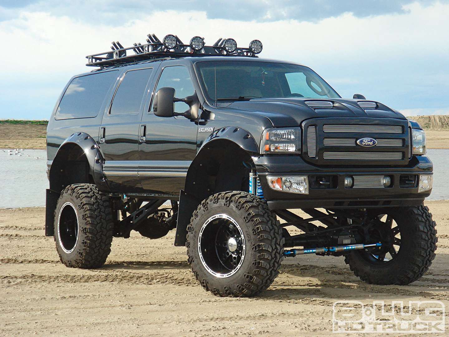 Ford Excursion #8403337