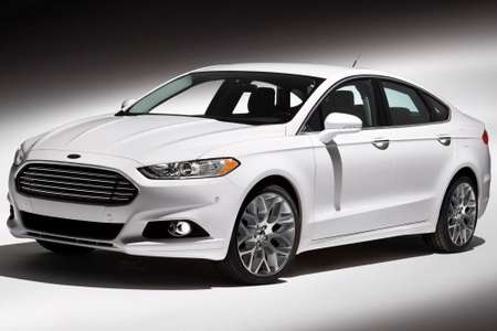 Ford Fusion #8128361