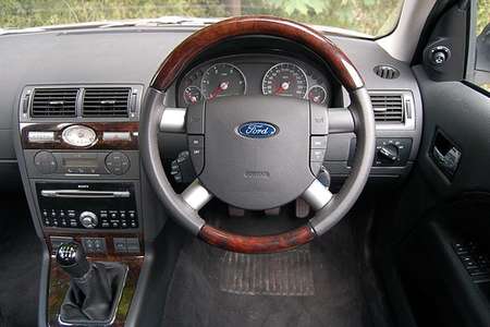 Ford Mondeo Ghia #9934959