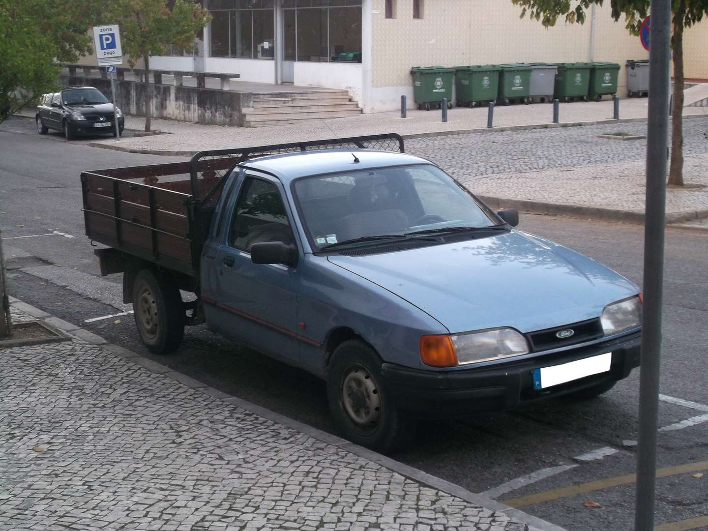 Ford P100