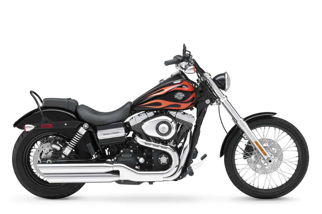 Harley-Davidson Dyna Wide Glide #7904329