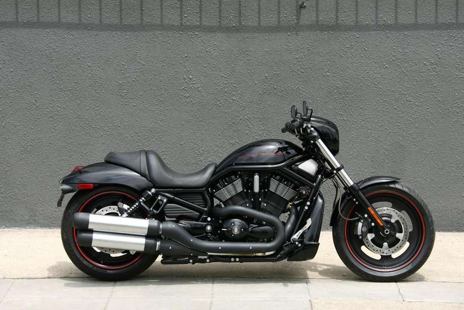 Harley-Davidson Night Rod Special #8391785