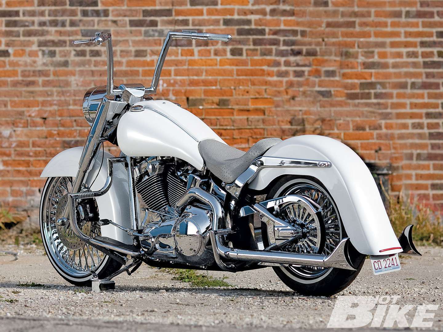 Harley-Davidson Softail Deluxe #8269304