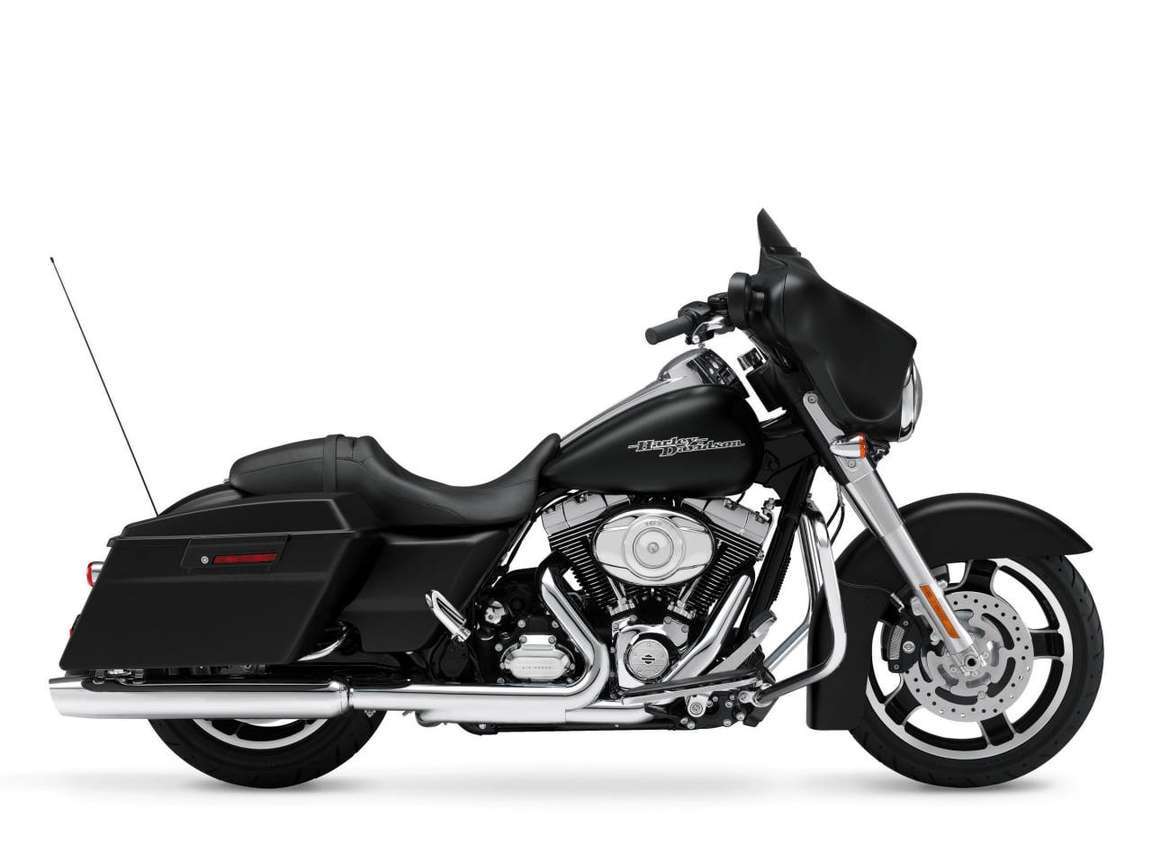 Harley-Davidson Street Glide #7442613