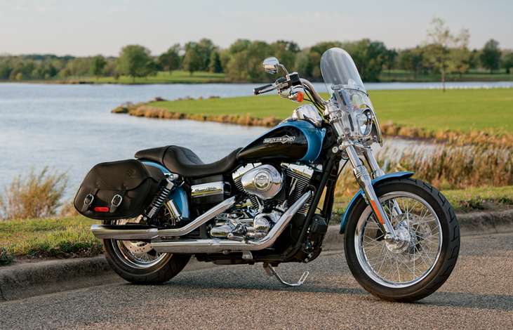 Harley-Davidson Super Glide #8530532