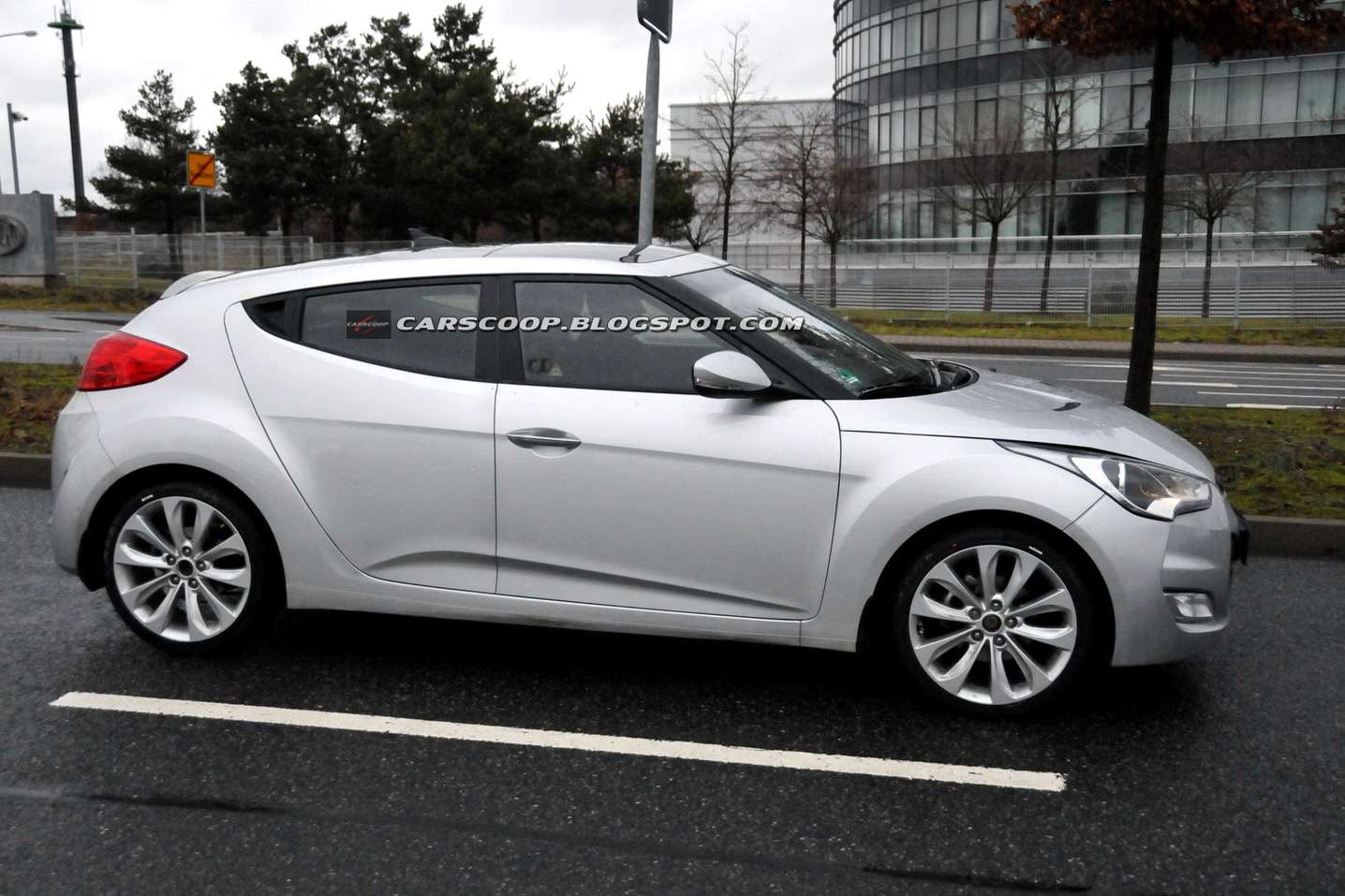 Hyundai Veloster #7117007