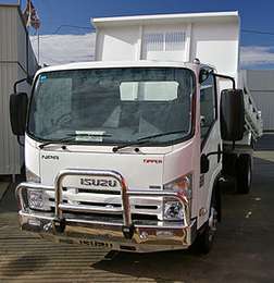 Isuzu NKR