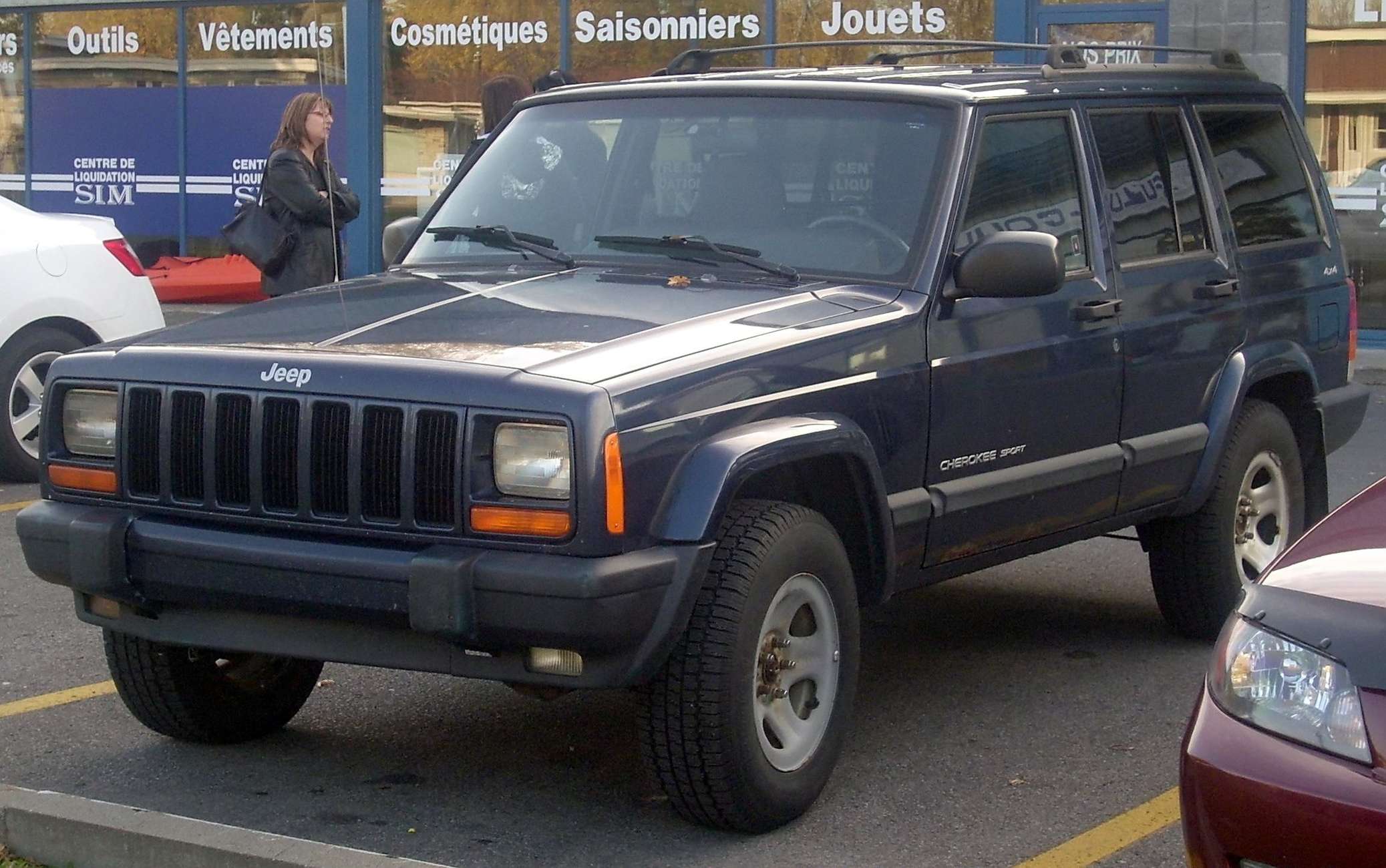 Jeep Cherokee Sport #8662069