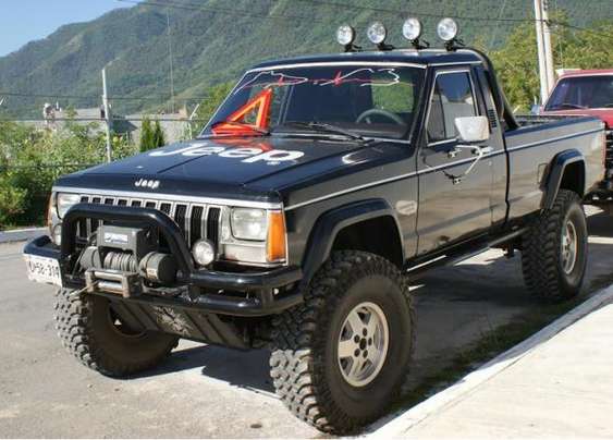 Jeep Comanche #8570159