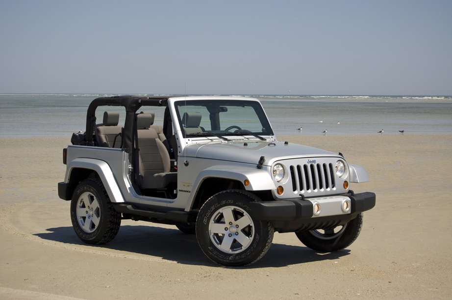 Jeep Wrangler Sahara #7970706