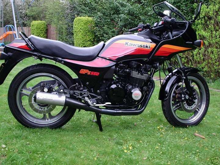 Kawasaki GPZ 550 #9342691