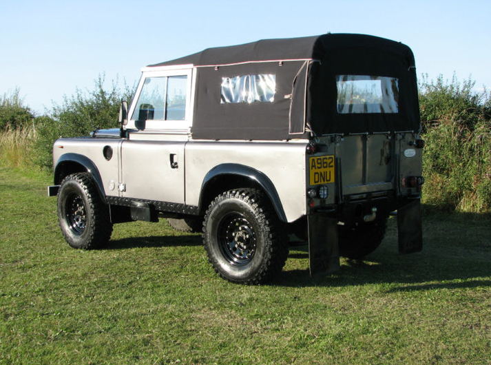 Land Rover Series 3 #7396241