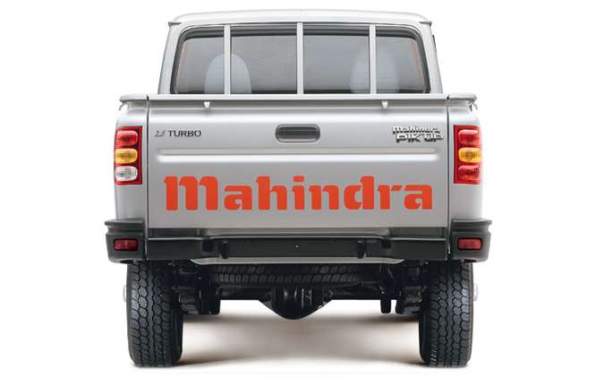 Mahindra Pick-up #8604306