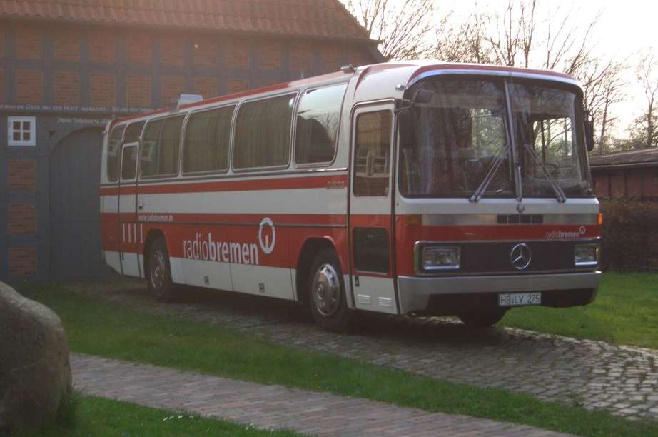 Mercedes-Benz Bus #9875647