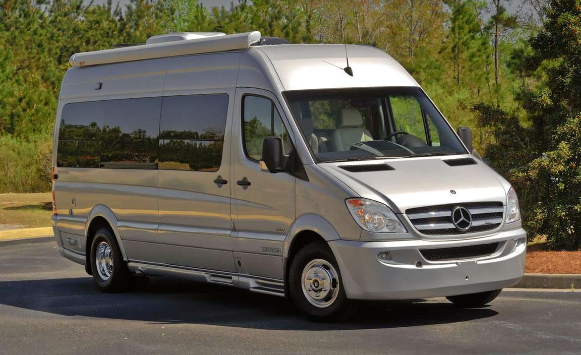 Mercedes-Benz Sprinter #8966725