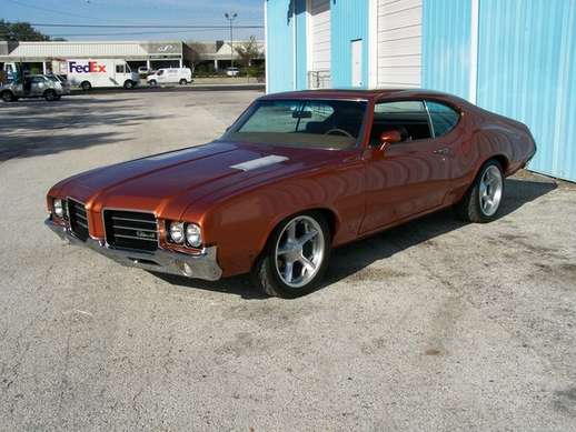 Oldsmobile Cutlass