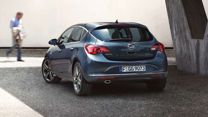 Opel Astra #9522824