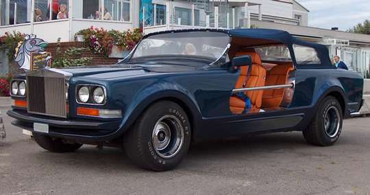 Rolls-Royce Camargue #8370924