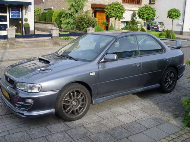 Subaru Impreza GT