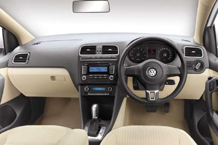 Volkswagen Vento #8602036