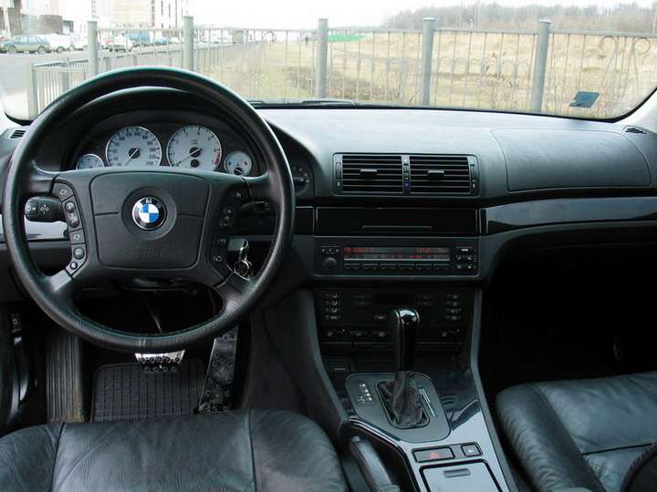 1999 bmw 528