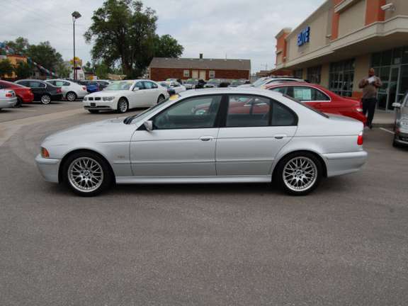 2003 bmw 530i review