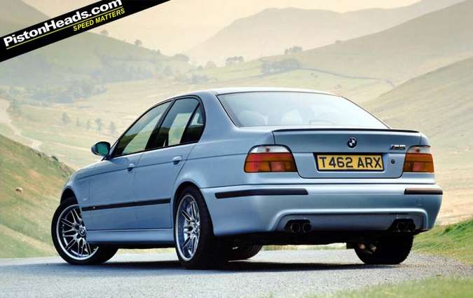 2002 bmw m5 review