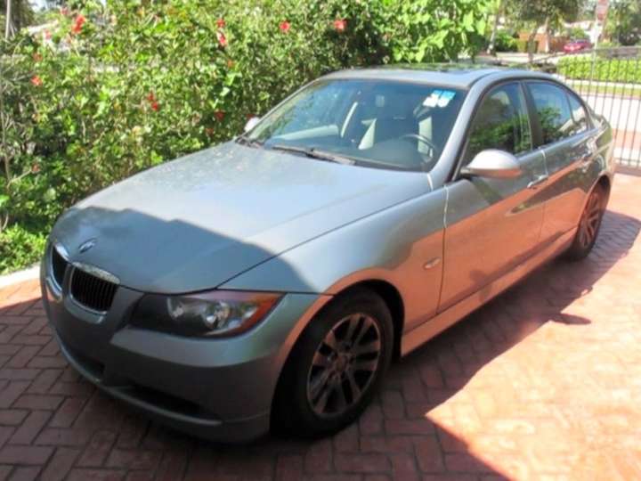 2006 bmw 325 review